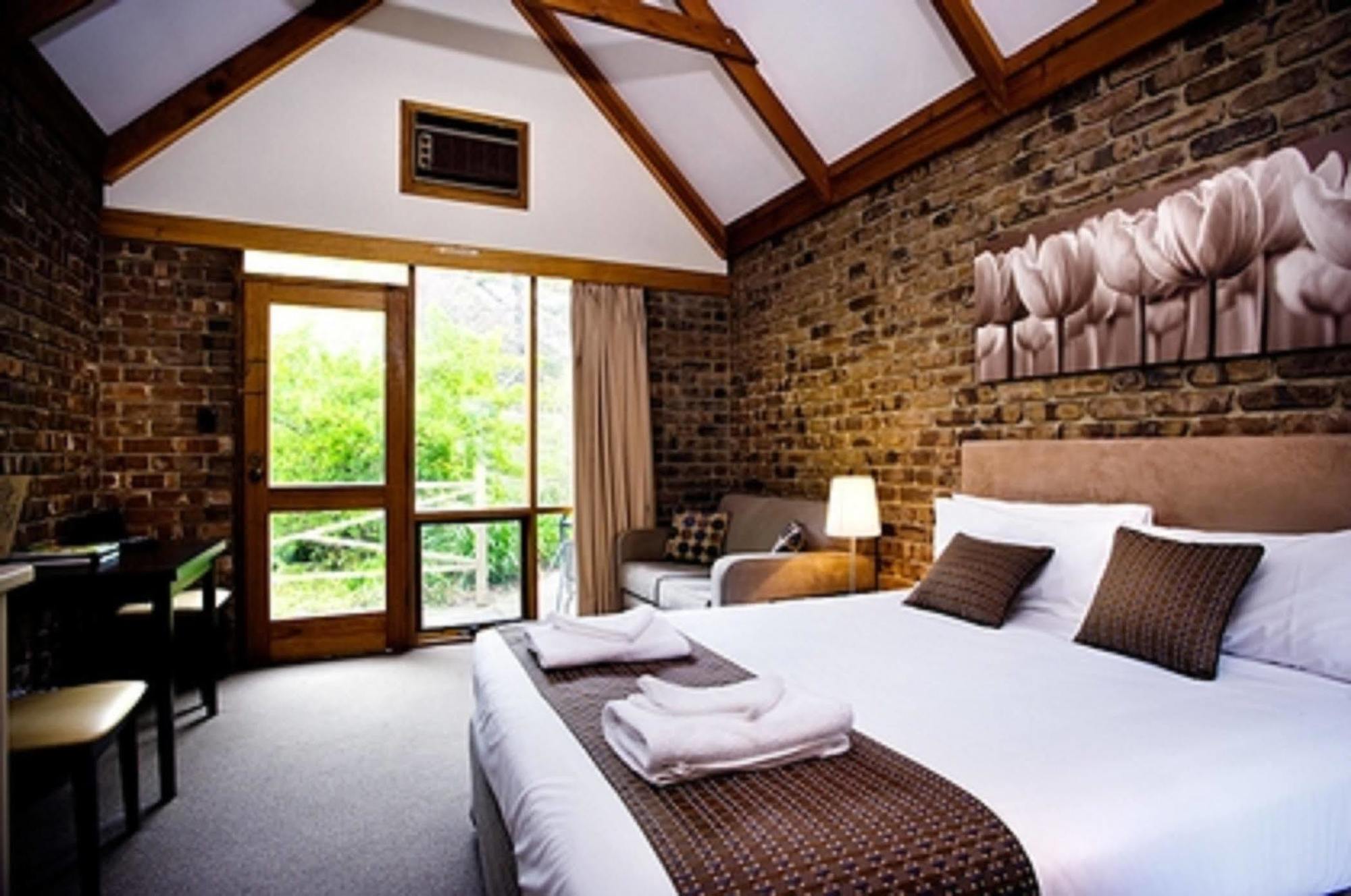 The Lodge By Manna Hahndorf Bagian luar foto